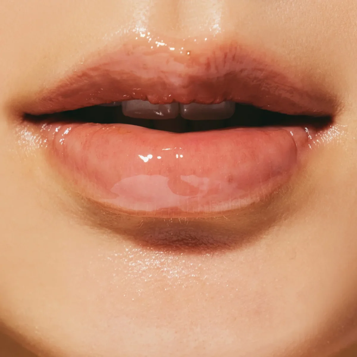 Haruharu Wonder - Rose PDRN Peptide Glowy Balm - Moisturizing Lip Balm - 10 ml - Imagen 3